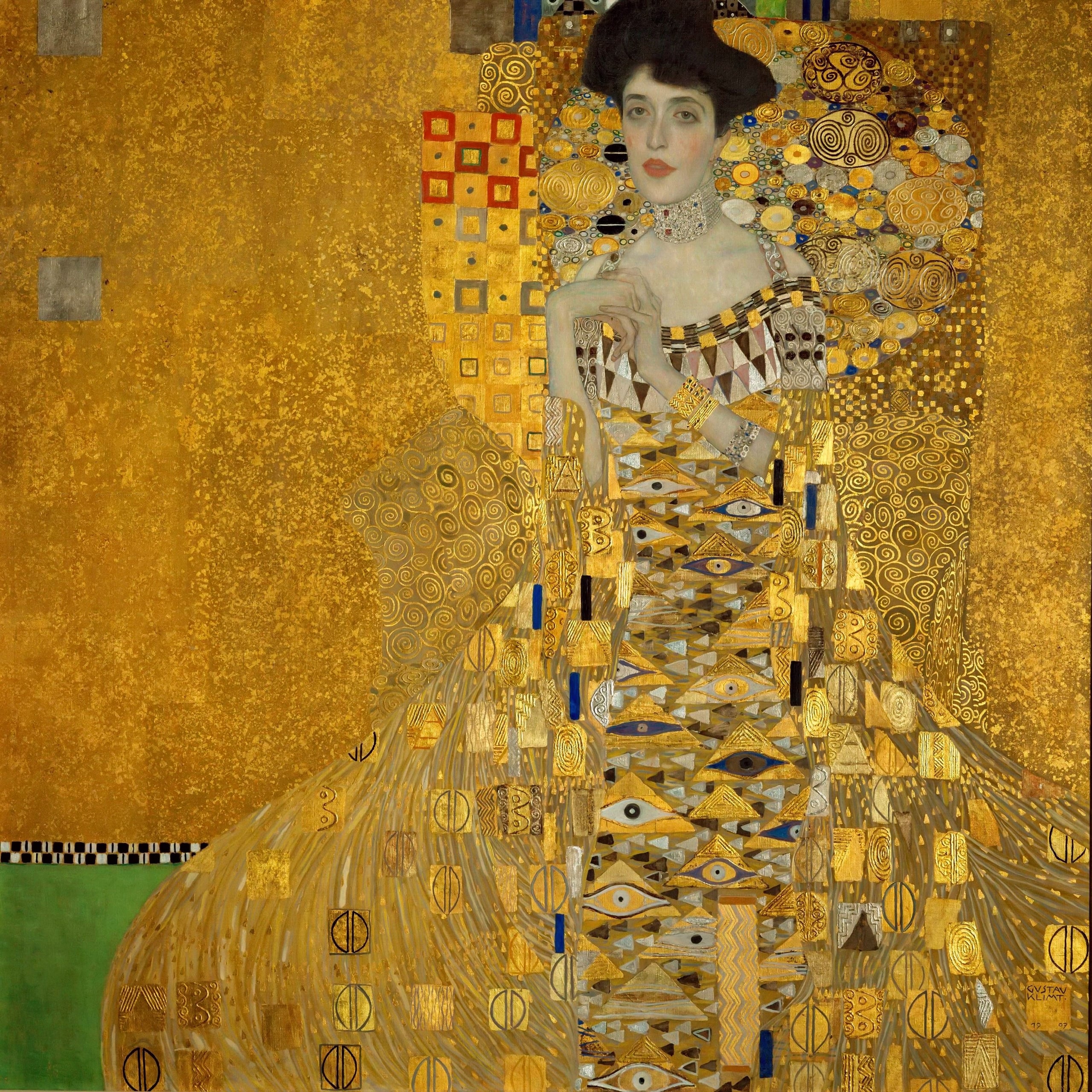 Portret van Adèle Bloch-Bauer I (Klimt) aan de muur in een interieur